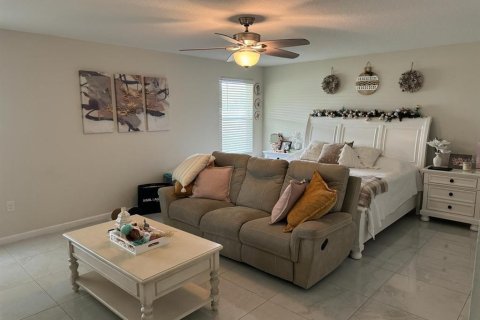 Villa ou maison à vendre à Kissimmee, Floride: 4 chambres, 270.81 m2 № 2136004 - photo 19