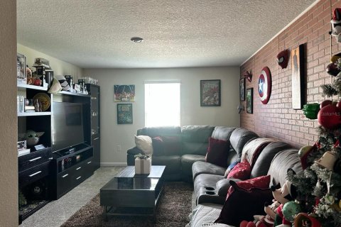 Villa ou maison à vendre à Kissimmee, Floride: 4 chambres, 270.81 m2 № 2136004 - photo 10