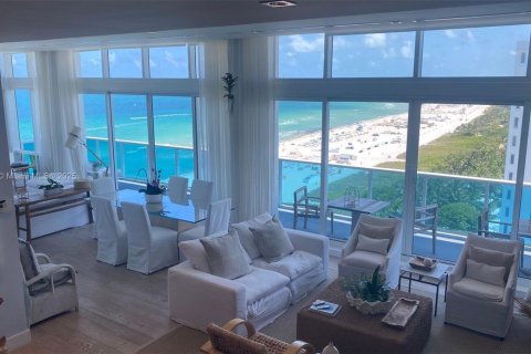 Condo in Miami Beach, Florida, 4 bedrooms  № 1779601 - photo 3