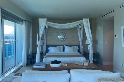 Condo in Miami Beach, Florida, 4 bedrooms  № 1779601 - photo 11
