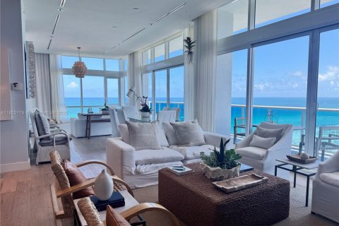 Condo in Miami Beach, Florida, 4 bedrooms  № 1779601 - photo 4