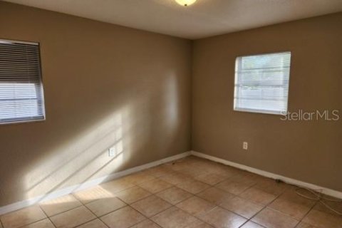 House in Tampa, Florida 3 bedrooms, 99.41 sq.m. № 1881273 - photo 13