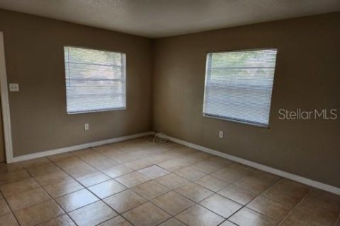 House in Tampa, Florida 3 bedrooms, 99.41 sq.m. № 1881273 - photo 7