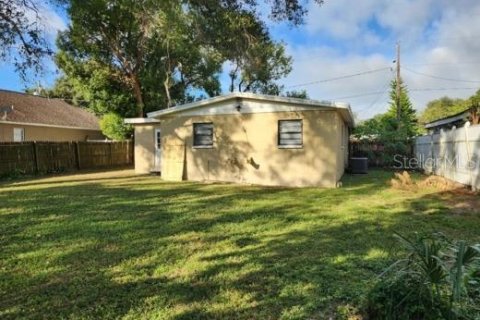 House in Tampa, Florida 3 bedrooms, 99.41 sq.m. № 1881273 - photo 21