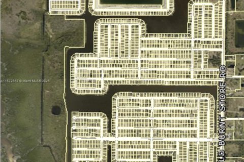 Terrain à vendre à Cape Coral, Floride № 1979744 - photo 2