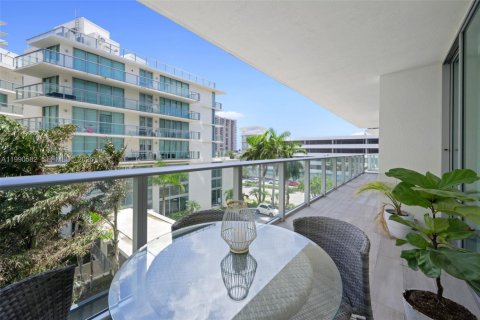 Купить кондоминиум в Майами-Бич, Флорида 2 спальни, 92.62м2, № 2057956 - фото 7