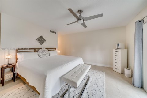 Touwnhouse à vendre à Plantation, Floride: 3 chambres, 151.62 m2 № 1929542 - photo 4