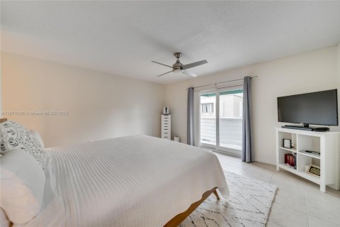 Touwnhouse à vendre à Plantation, Floride: 3 chambres, 151.62 m2 № 1929542 - photo 6