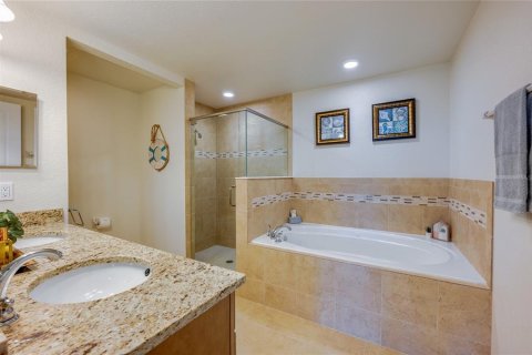 Copropriété à vendre à New Smyrna Beach, Floride: 3 chambres, 157.75 m2 № 1717530 - photo 28