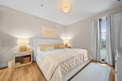 Condo in Stuart, Florida, 1 bedroom № 2266049 - photo 15