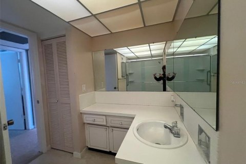 Copropriété à louer à Clearwater, Floride: 1 chambre, 81.29 m2 № 2306315 - photo 16