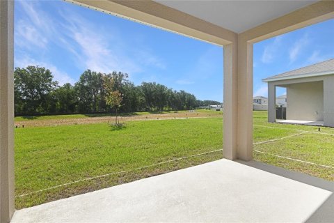 House in Dundee, Florida 4 bedrooms, 224.27 sq.m. № 1663088 - photo 17