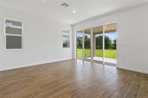 House in Dundee, Florida 4 bedrooms, 224.27 sq.m. № 1663088 - photo 7