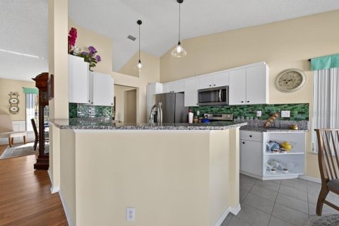Villa ou maison à vendre à Brooksville, Floride: 3 chambres, 153.38 m2 № 2431041 - photo 12
