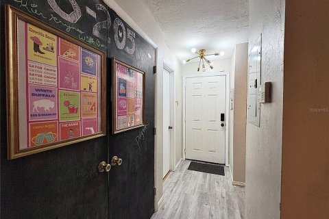 Condo in Gainesville, Florida, 4 bedrooms  № 1768103 - photo 3