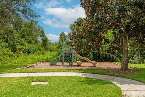 Townhouse in Sarasota, Florida 3 bedrooms, 197.05 sq.m. № 2094394 - photo 24