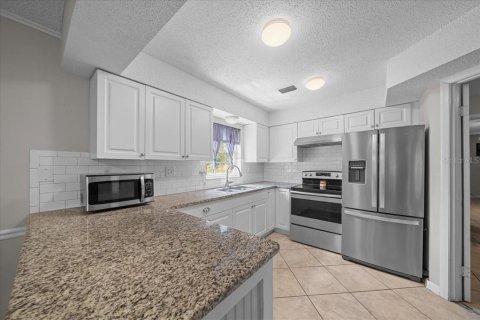 Villa ou maison à vendre à Belleview, Floride: 4 chambres, 176.33 m2 № 1808825 - photo 8