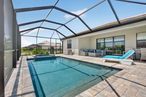 Villa ou maison à louer à Bradenton, Floride: 3 chambres, 251.02 m2 № 2406748 - photo 17