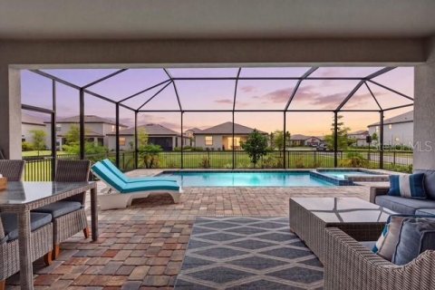 Villa ou maison à louer à Bradenton, Floride: 3 chambres, 251.02 m2 № 2406748 - photo 13