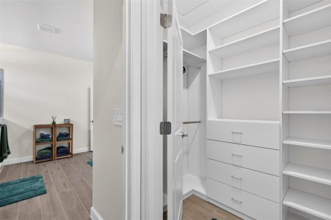 Villa ou maison à louer à Bradenton, Floride: 3 chambres, 251.02 m2 № 2406748 - photo 25