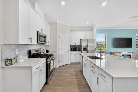 Villa ou maison à louer à Bradenton, Floride: 3 chambres, 251.02 m2 № 2406748 - photo 5