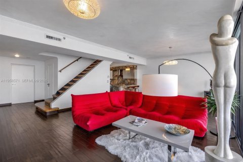 Copropriété à louer à Miami, Floride: 1 chambre, 95.69 m2 № 2020883 - photo 4