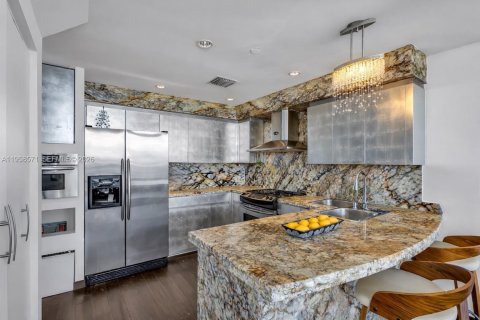 Copropriété à louer à Miami, Floride: 1 chambre, 95.69 m2 № 2020883 - photo 9