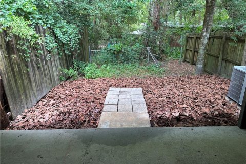 Townhouse in Gainesville, Florida 2 bedrooms, 73.21 sq.m. № 1815630 - photo 2