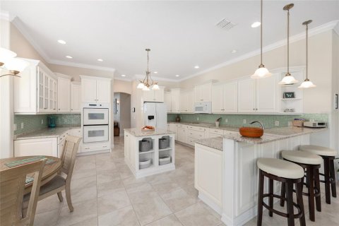 House in Ocala, Florida 3 bedrooms, 275.18 sq.m. № 1904304 - photo 18
