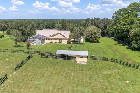 House in Ocala, Florida 3 bedrooms, 275.18 sq.m. № 1904304 - photo 3