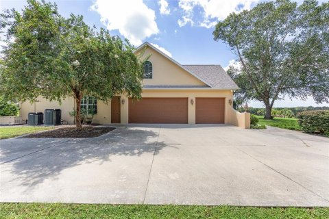 House in Ocala, Florida 3 bedrooms, 275.18 sq.m. № 1904304 - photo 7