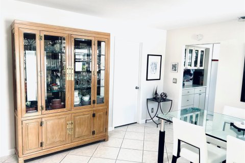 Touwnhouse à vendre à Delray Beach, Floride: 2 chambres, 88.26 m2 № 2084546 - photo 6