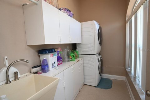 Casa en venta en San Antonio, Florida, 4 dormitorios, 219.25 m2 № 2227284 - foto 30