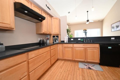 Casa en venta en San Antonio, Florida, 4 dormitorios, 219.25 m2 № 2227284 - foto 8
