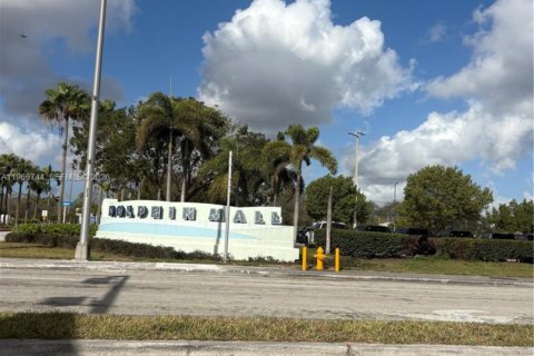 Immobilier commercial à vendre à Sweetwater, Floride № 2028891 - photo 4