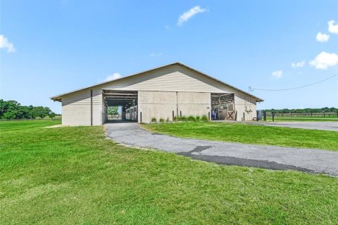 Villa ou maison à louer à Ocala, Floride: 3 chambres, 162.49 m2 № 2388137 - photo 4