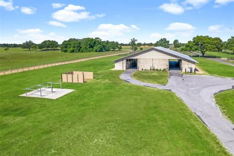 Villa ou maison à louer à Ocala, Floride: 3 chambres, 162.49 m2 № 2388137 - photo 2