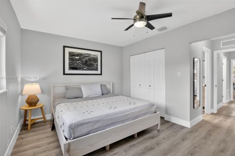 Купить виллу или дом в Тамарак, Флорида 2 спальни, 101.26м2, № 2043609 - фото 17