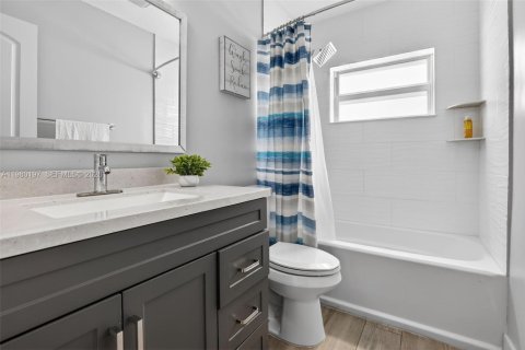 Купить виллу или дом в Тамарак, Флорида 2 спальни, 101.26м2, № 2043609 - фото 25