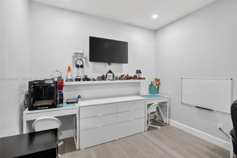 Купить виллу или дом в Тамарак, Флорида 2 спальни, 101.26м2, № 2043609 - фото 26