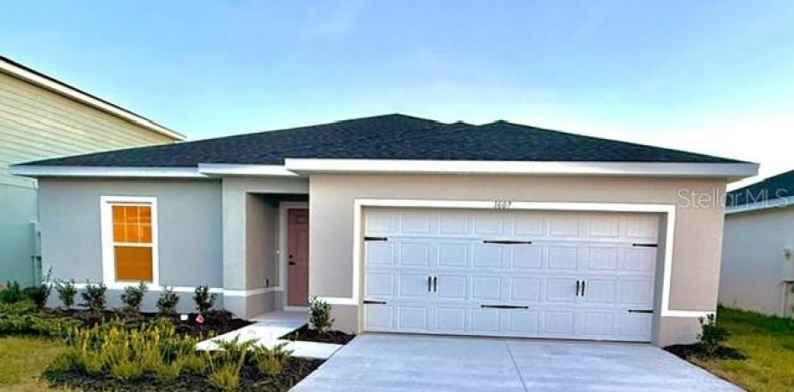 House in Sumter, Florida 4 bedrooms, 159.98 sq.m. № 2097489