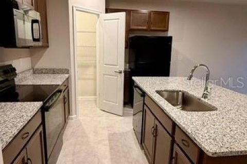 House in Sumter, Florida 4 bedrooms, 159.98 sq.m. № 2097489 - photo 4