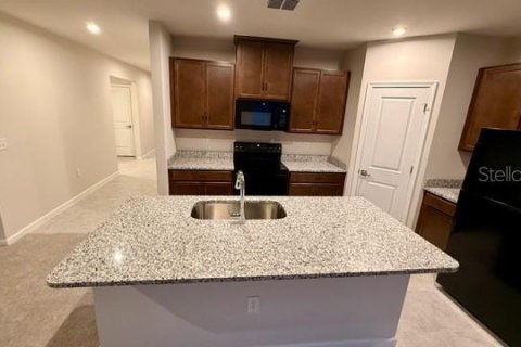House in Sumter, Florida 4 bedrooms, 159.98 sq.m. № 2097489 - photo 3