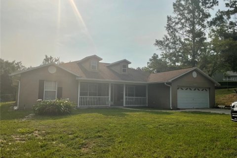 Villa ou maison à louer à Mount Dora, Floride: 3 chambres, 206.61 m2 № 1901786 - photo 1