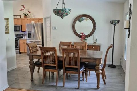 Villa ou maison à louer à Mount Dora, Floride: 3 chambres, 206.61 m2 № 1901786 - photo 5