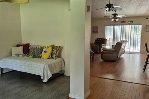 Villa ou maison à louer à Mount Dora, Floride: 3 chambres, 206.61 m2 № 1901786 - photo 9