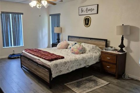 Villa ou maison à louer à Mount Dora, Floride: 3 chambres, 206.61 m2 № 1901786 - photo 10