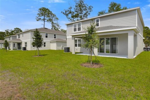 House in Mount Dora, Florida 5 bedrooms, 281.49 sq.m. № 1898937 - photo 23