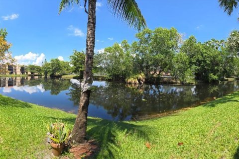 Condo in Weston, Florida, 2 bedrooms  № 1854957 - photo 20
