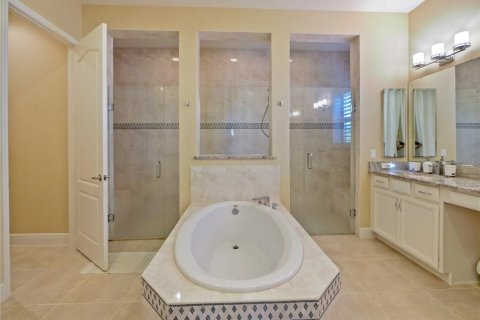 House in Lake Mary, Florida 4 bedrooms, 397.81 sq.m. № 1586683 - photo 30
